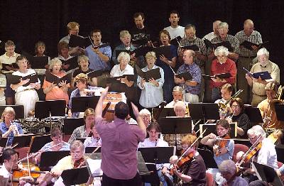 A photo of the Randolph Singers and the Vermont Philharmonic